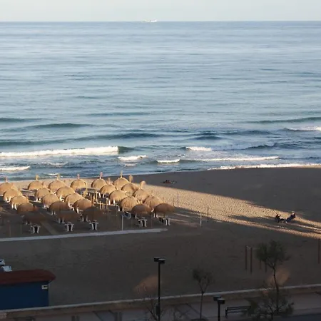 & Sea Views By Ele Apartment *