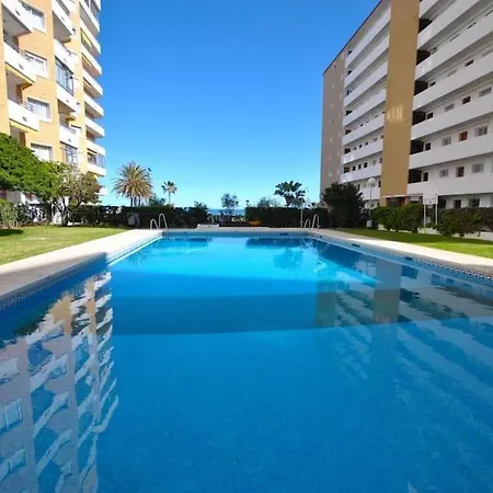 Apartment & Sea Views By Ele *